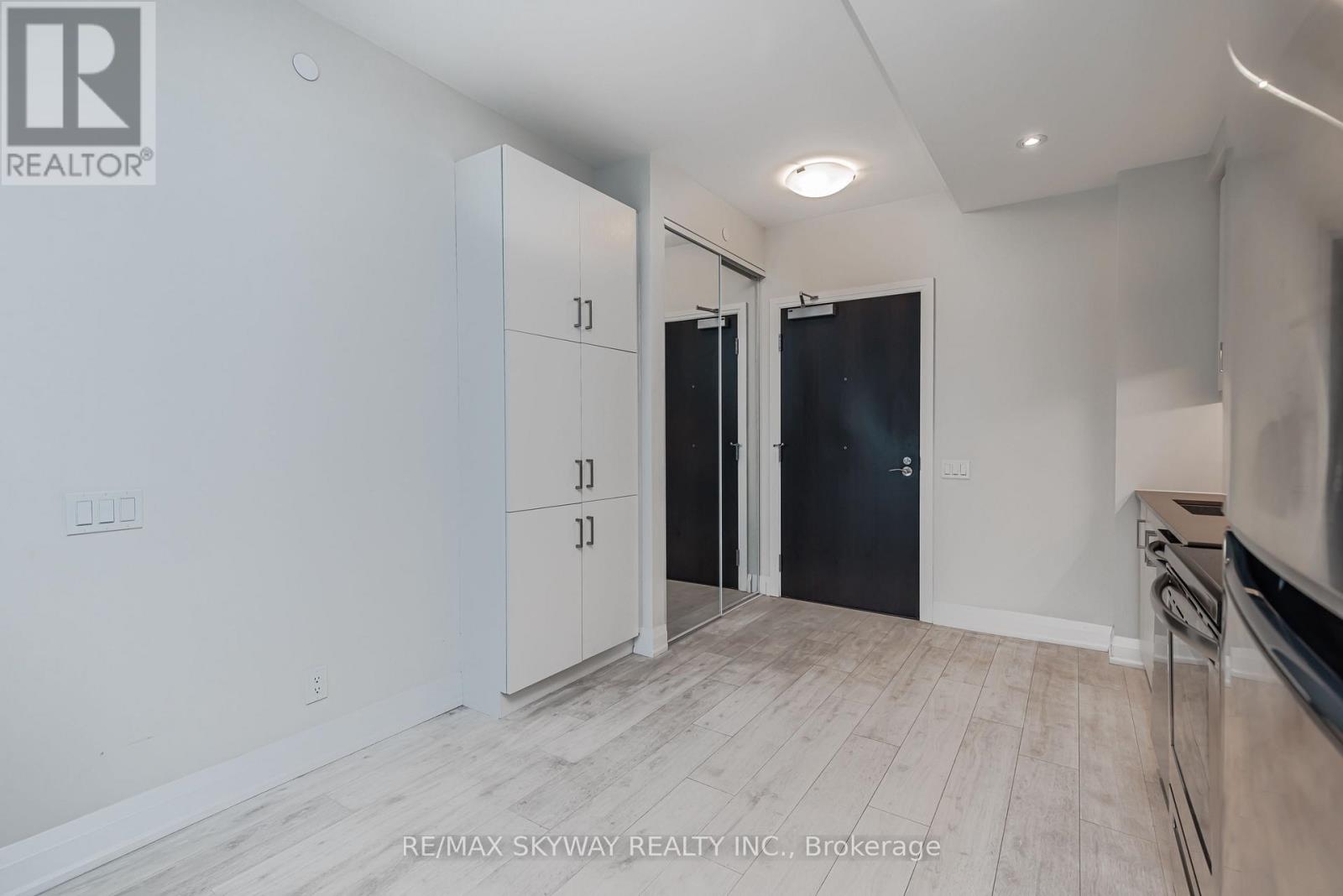 1607 - 15 Lynch Street, Brampton, Ontario  L6W 2Z8 - Photo 12 - W12754848