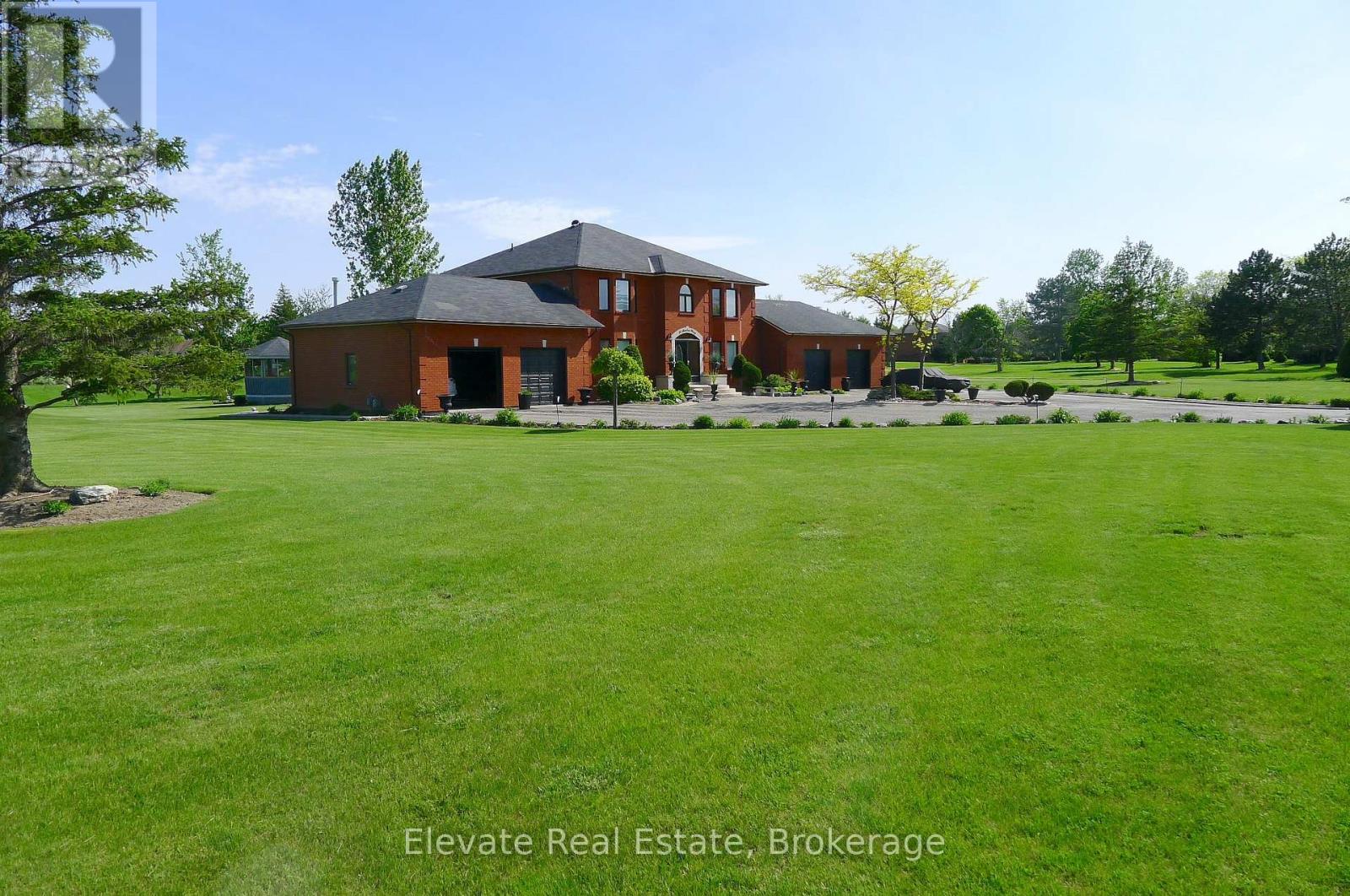 16 Fenton Way, Brampton, Ontario  L6P 0P5 - Photo 3 - W12754840