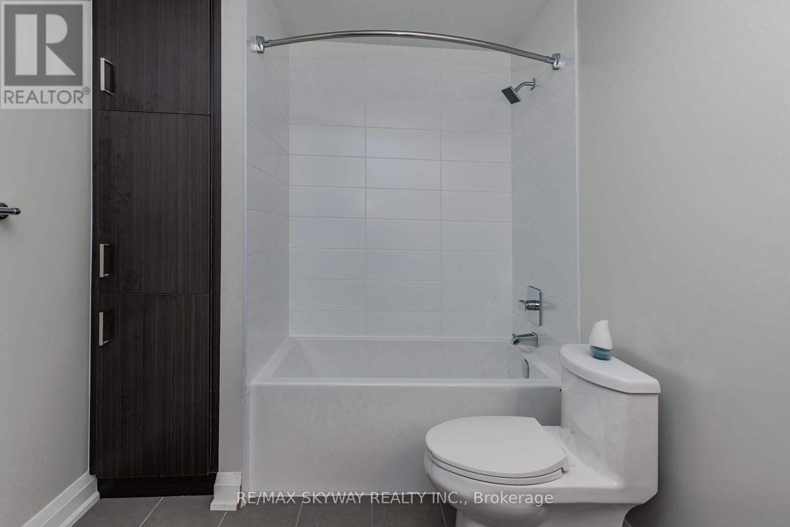 1607 - 15 Lynch Street, Brampton, Ontario  L6W 2Z8 - Photo 28 - W12754848