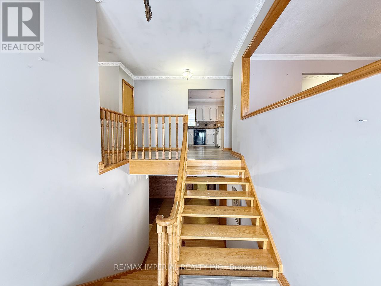 13089 10 Side Road, Halton Hills, Ontario  L6Z 1B3 - Photo 3 - W12754850