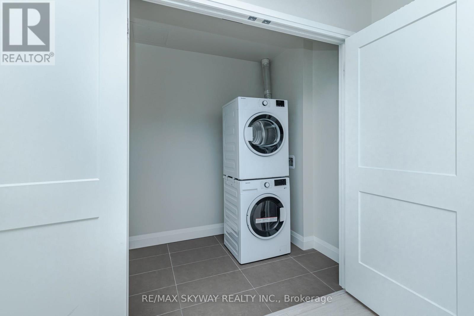 1607 - 15 Lynch Street, Brampton, Ontario  L6W 2Z8 - Photo 33 - W12754848