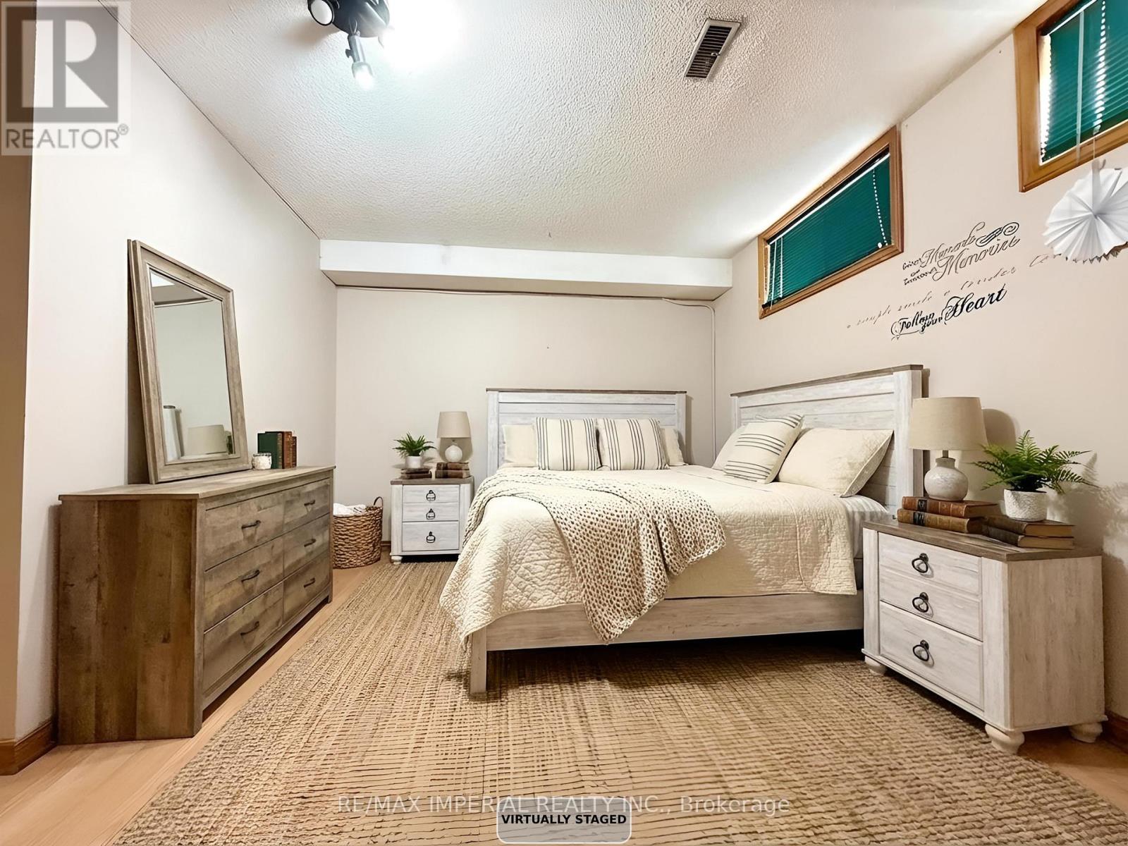 13089 10 Side Road, Halton Hills, Ontario  L6Z 1B3 - Photo 23 - W12754850