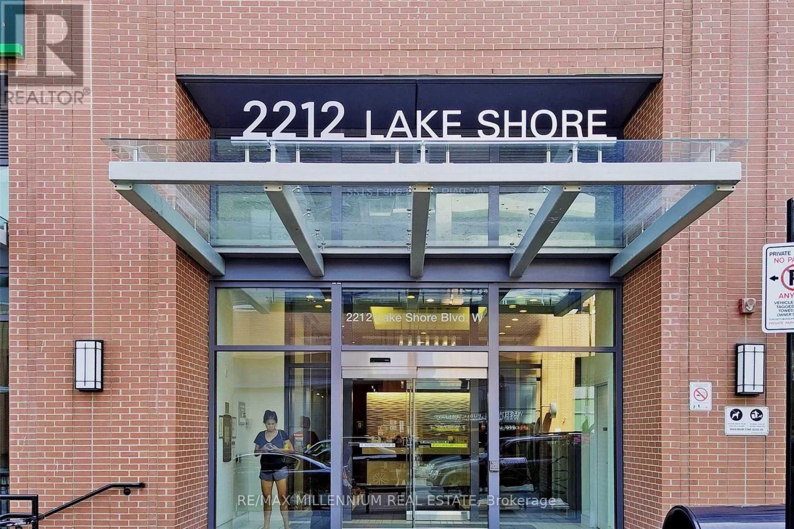 608 - 2212 Lake Shore Boulevard, Toronto (Mimico), Ontario  M8V 0A9 - Photo 5 - W12755020
