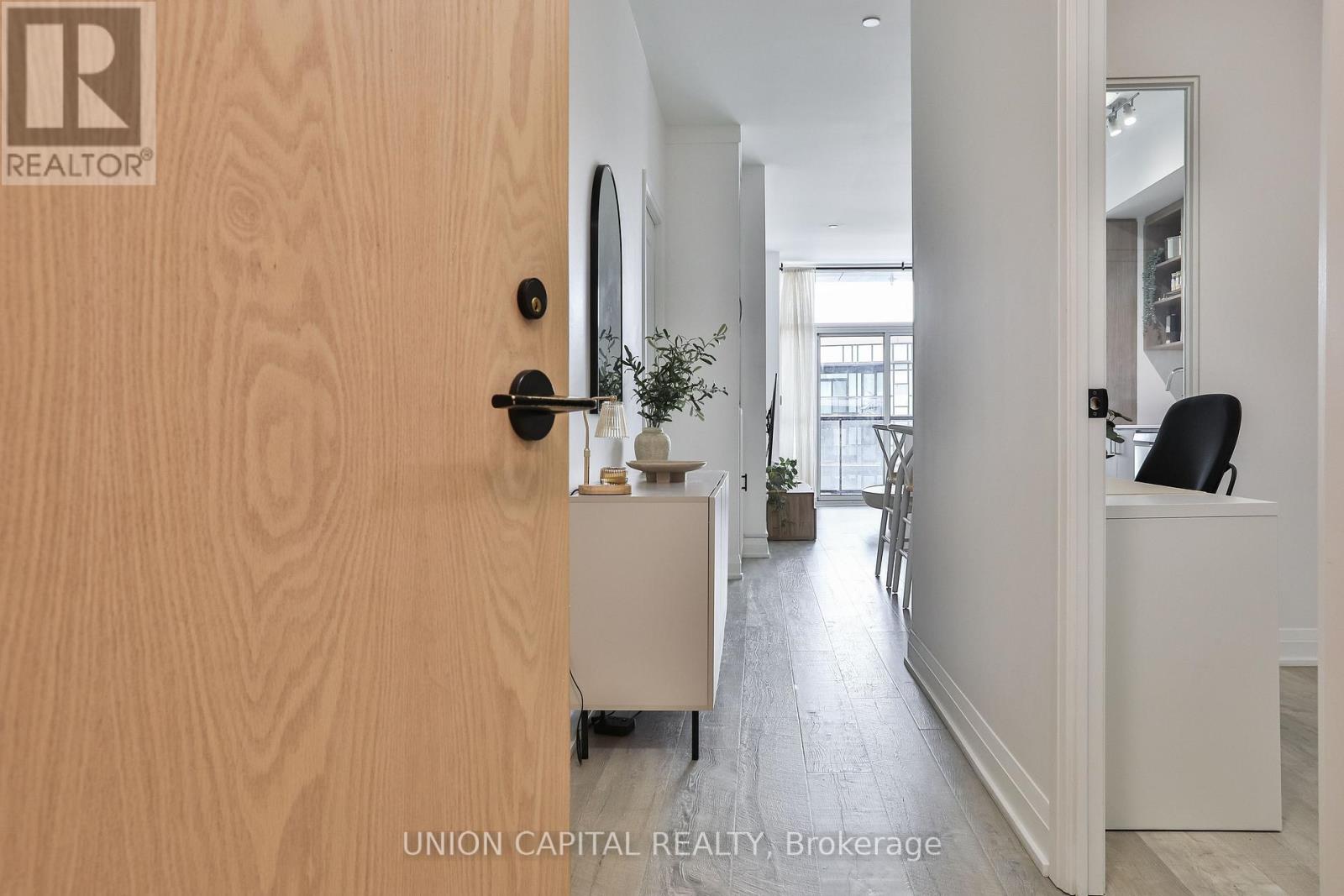 303 - 50 GEORGE BUTCHART DRIVE, Toronto, Ontario