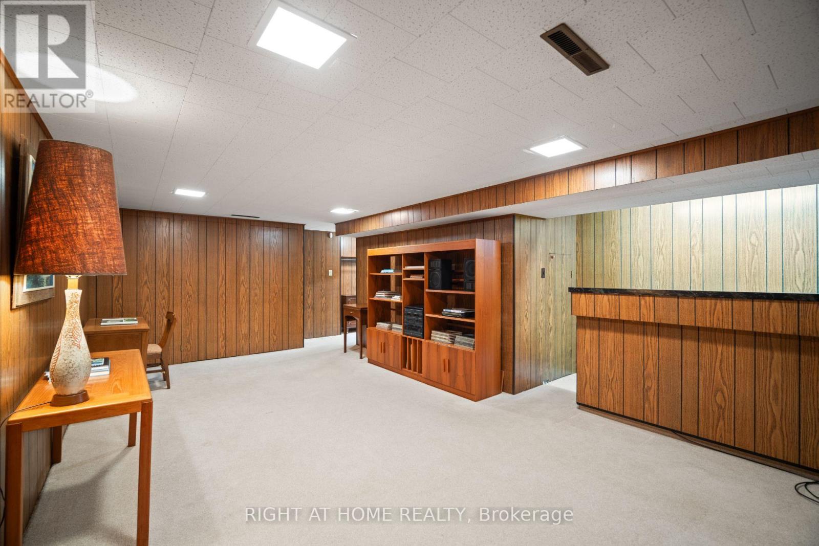 20 West Deane Valley Road, Toronto, Ontario  M9B 3K5 - Photo 23 - W12755032