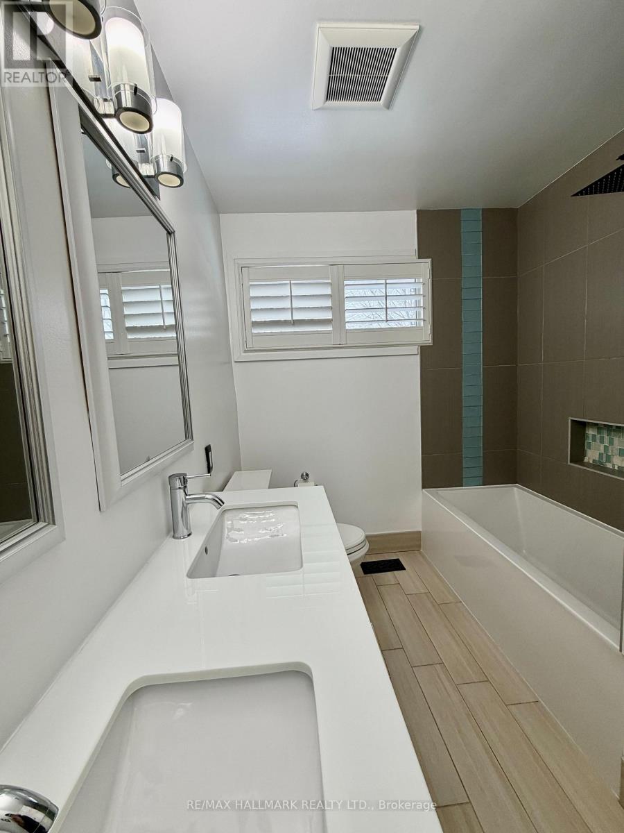 12 Sweetland Road, Toronto, Ontario  M9P 3K9 - Photo 11 - W12755070