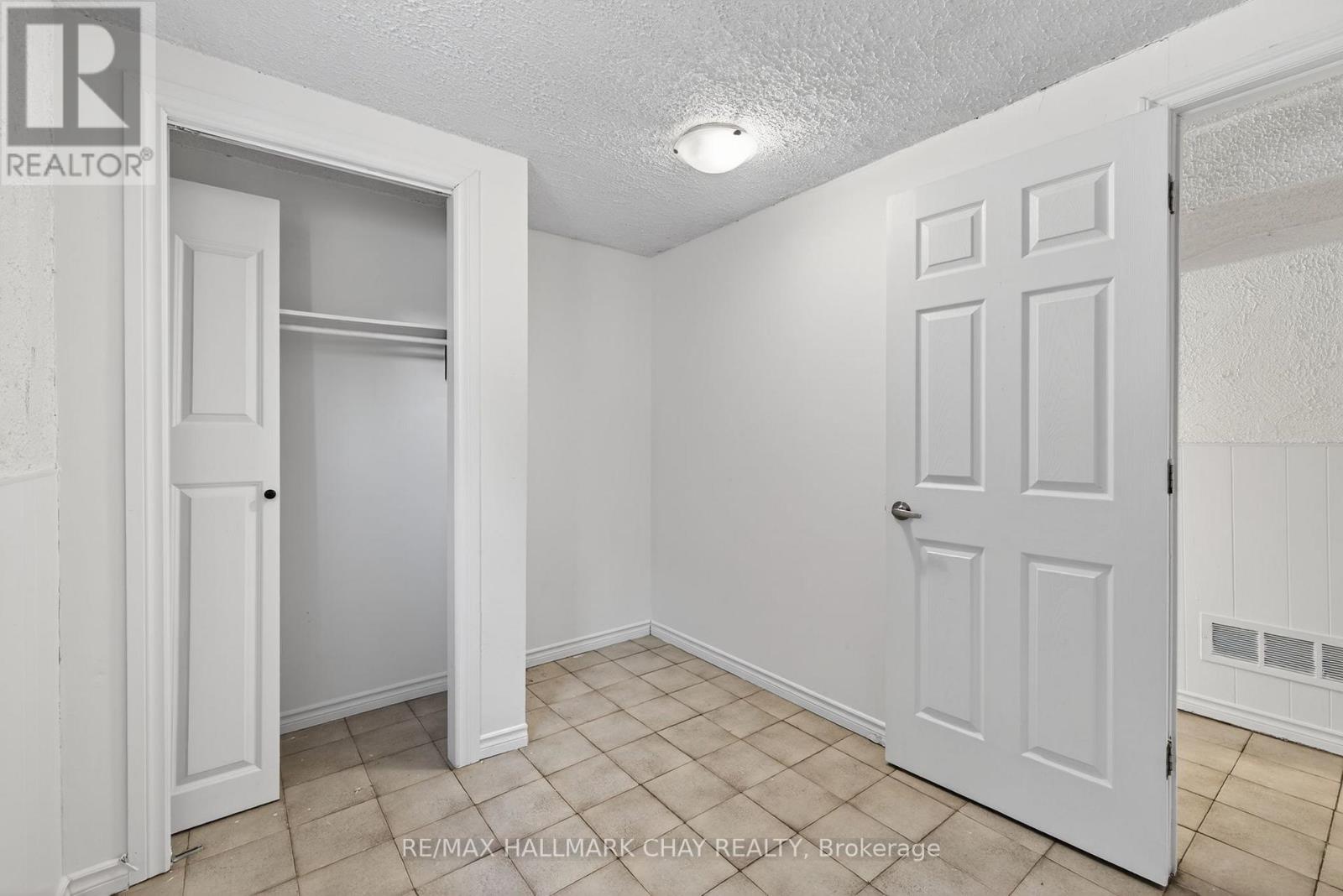 328 Lara Woods, Mississauga, Ontario  L5A 3A9 - Photo 30 - W12755130