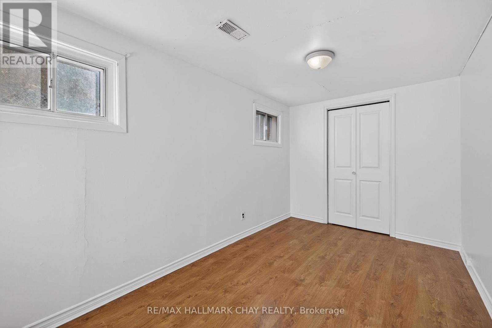 328 Lara Woods, Mississauga, Ontario  L5A 3A9 - Photo 28 - W12755130