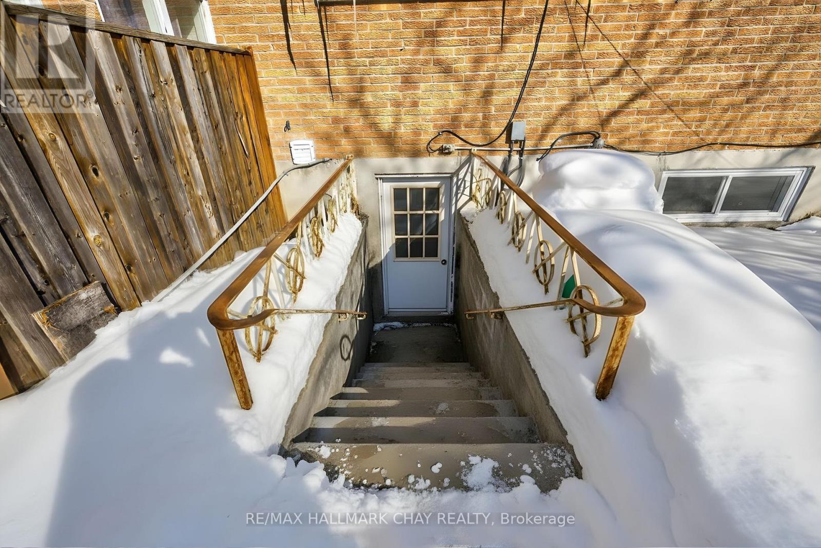 328 Lara Woods, Mississauga, Ontario  L5A 3A9 - Photo 33 - W12755130