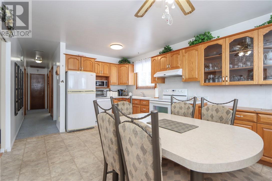 1782 Melbourne Street, Greater Sudbury, Ontario  P3A 2K5 - Photo 4 - 2126331