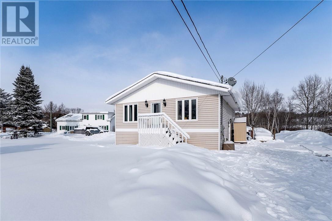 5744 Gagnon Street, azilda, Ontario