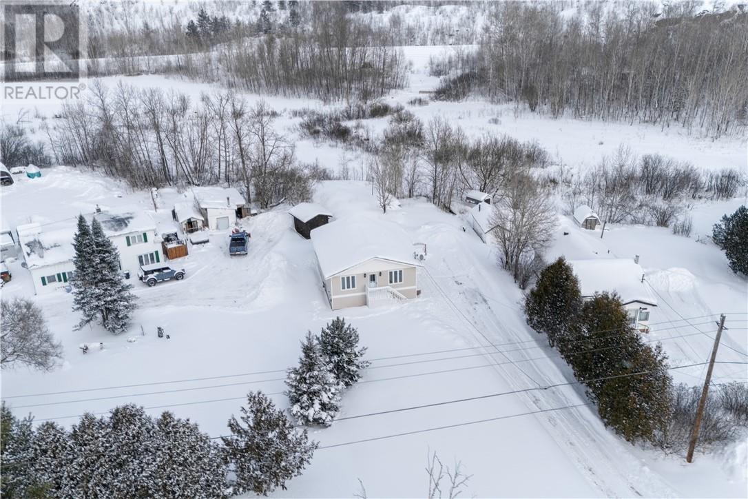 5744 Gagnon Street, Azilda, Ontario  P0M 1B0 - Photo 40 - 2126322