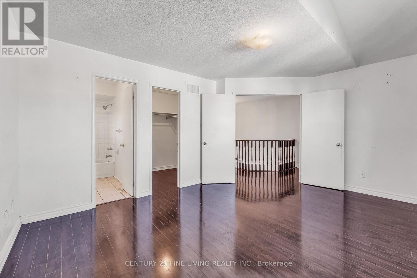 71 Ravenscliffe Court, Brampton, Ontario  L6X 4N9 - Photo 28 - W12755182