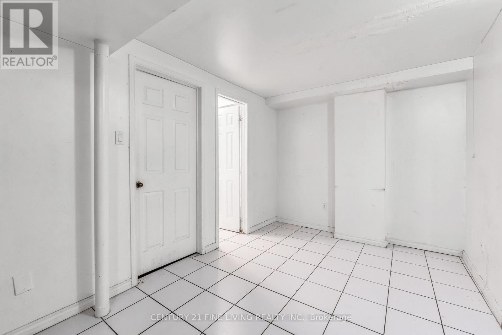 71 Ravenscliffe Court, Brampton, Ontario  L6X 4N9 - Photo 41 - W12755182