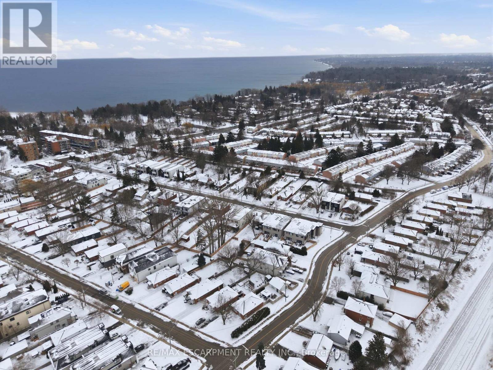 43 Broadview Avenue, Mississauga, Ontario  L5H 2S8 - Photo 24 - W12755426