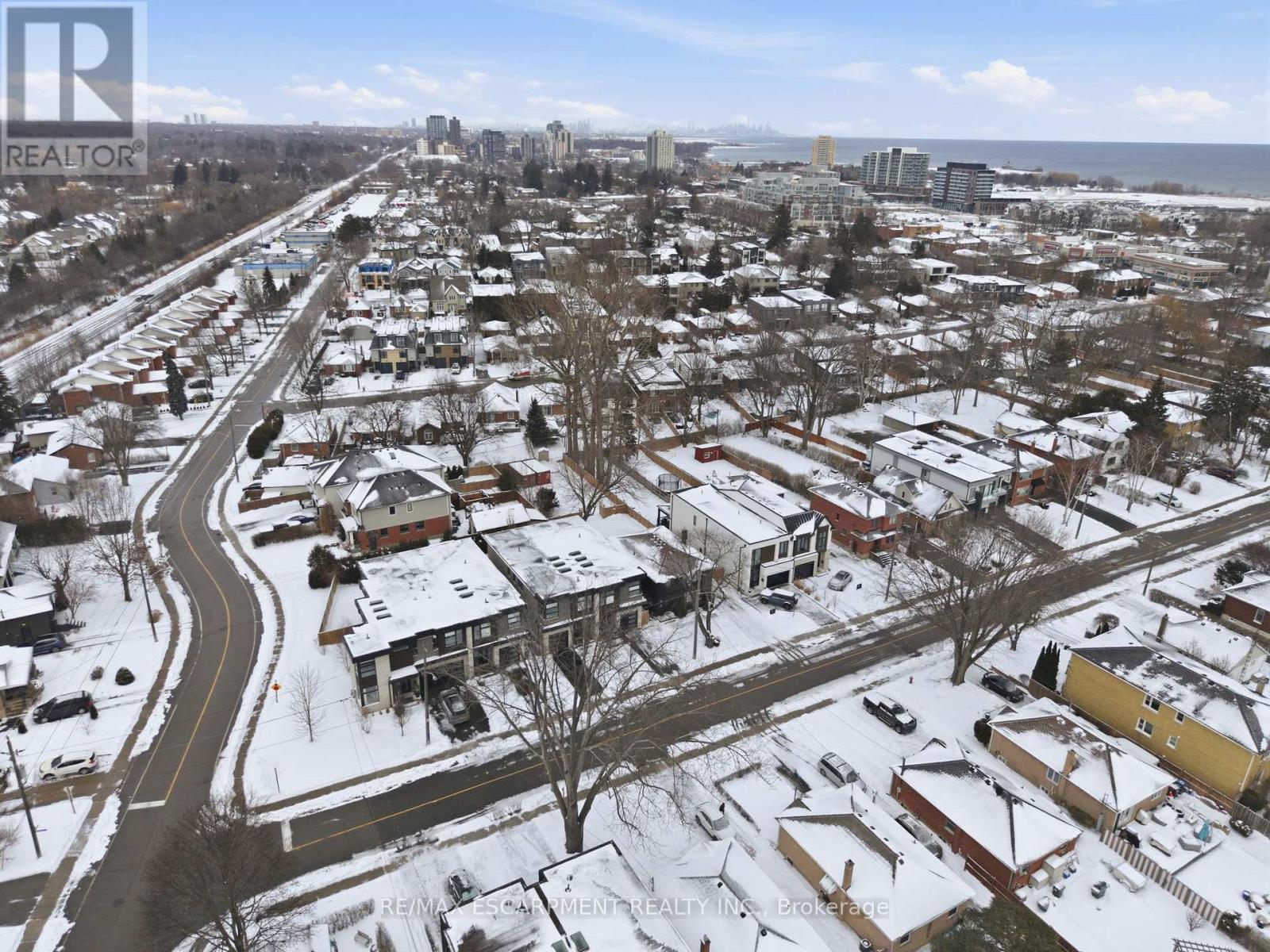 43 Broadview Avenue, Mississauga, Ontario  L5H 2S8 - Photo 28 - W12755426