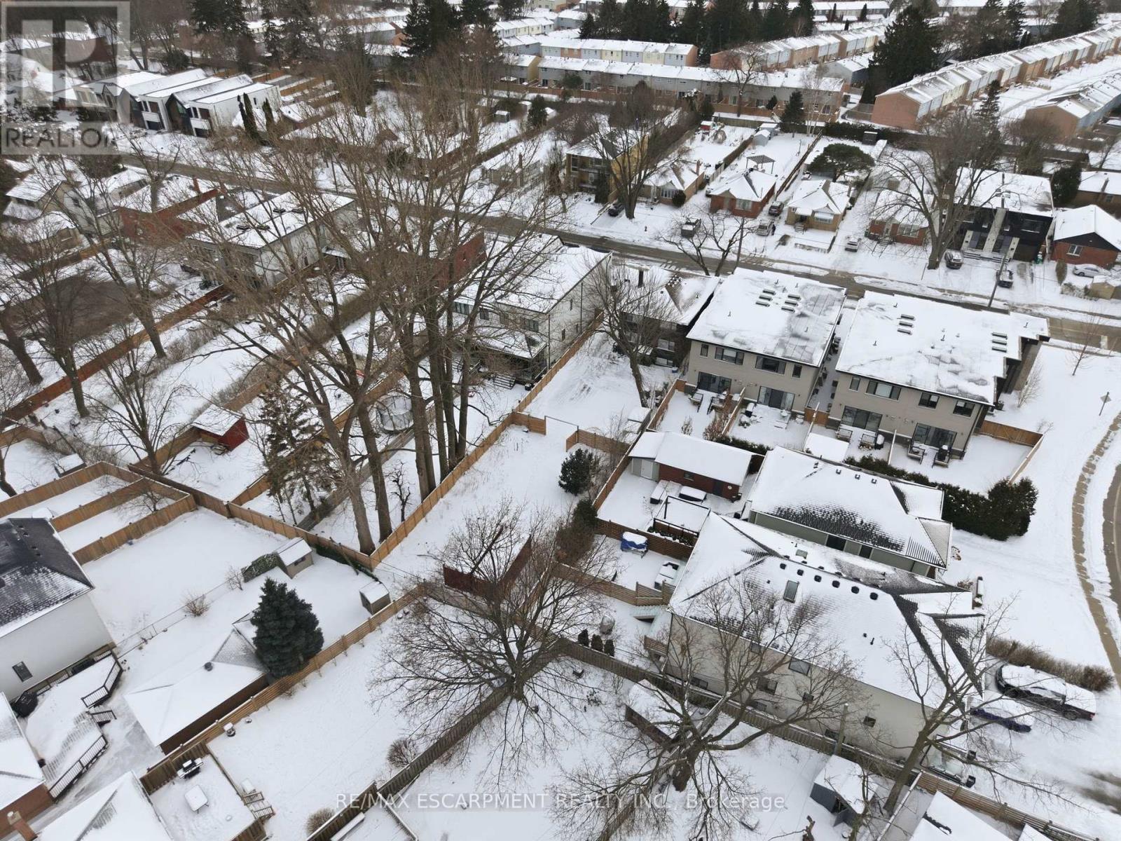 43 Broadview Avenue, Mississauga, Ontario  L5H 2S8 - Photo 4 - W12755426