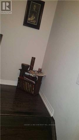 58 Mclaughlin Avenue, Milton, Ontario  L9T 9A4 - Photo 14 - W12755306