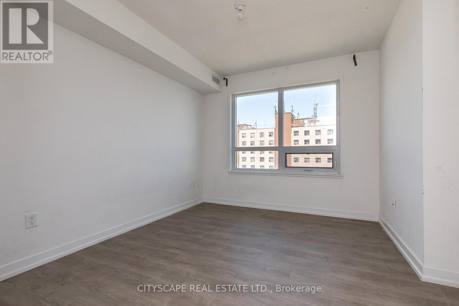 1804 - 1410 Dupont Street, Toronto, Ontario  M6H 0B6 - Photo 3 - W12755304