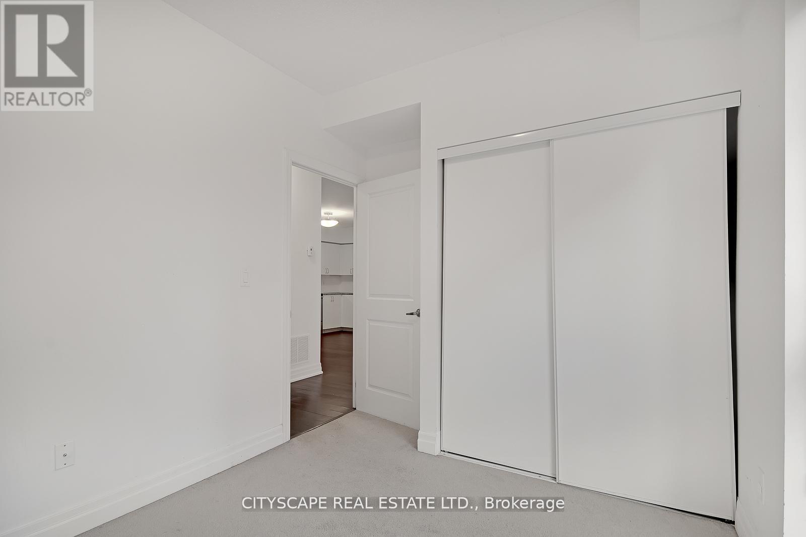 402 - 380 Wallace Avenue, Toronto (Dovercourt-Wallace Emerson-Junction), Ontario  M6P 3P2 - Photo 14 - W12755314