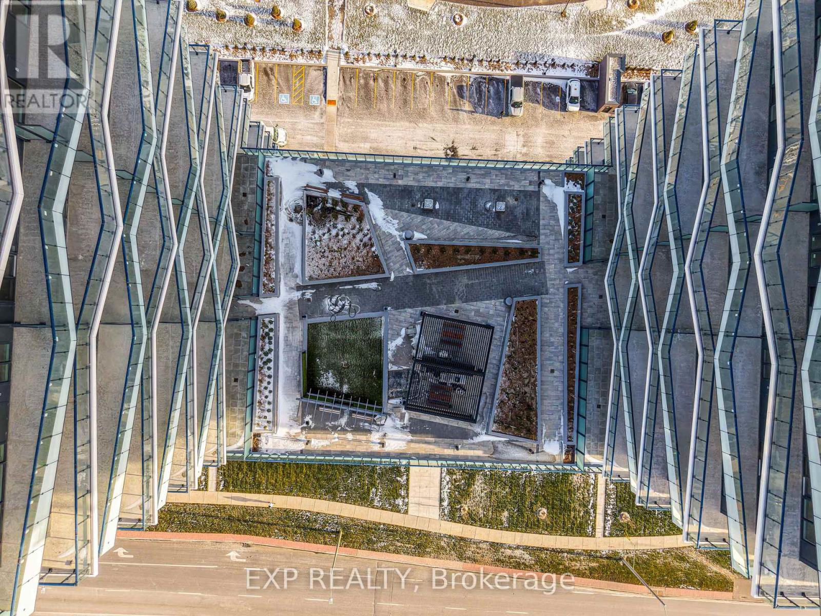 526 - 15 Skyridge Drive, Brampton, Ontario  L6P 4S3 - Photo 31 - W12755330