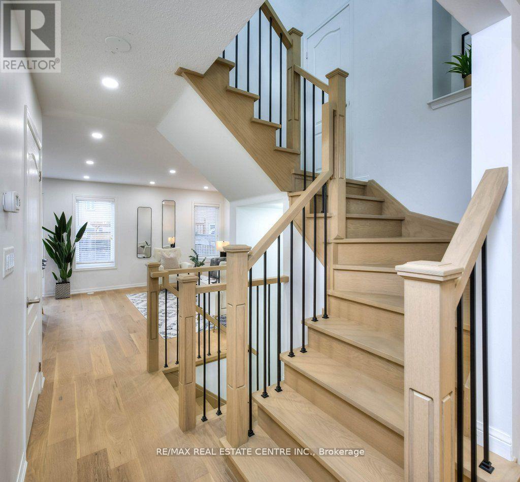 782 Maquire Terrace, Milton, Ontario  L9T 6P5 - Photo 8 - W12755352