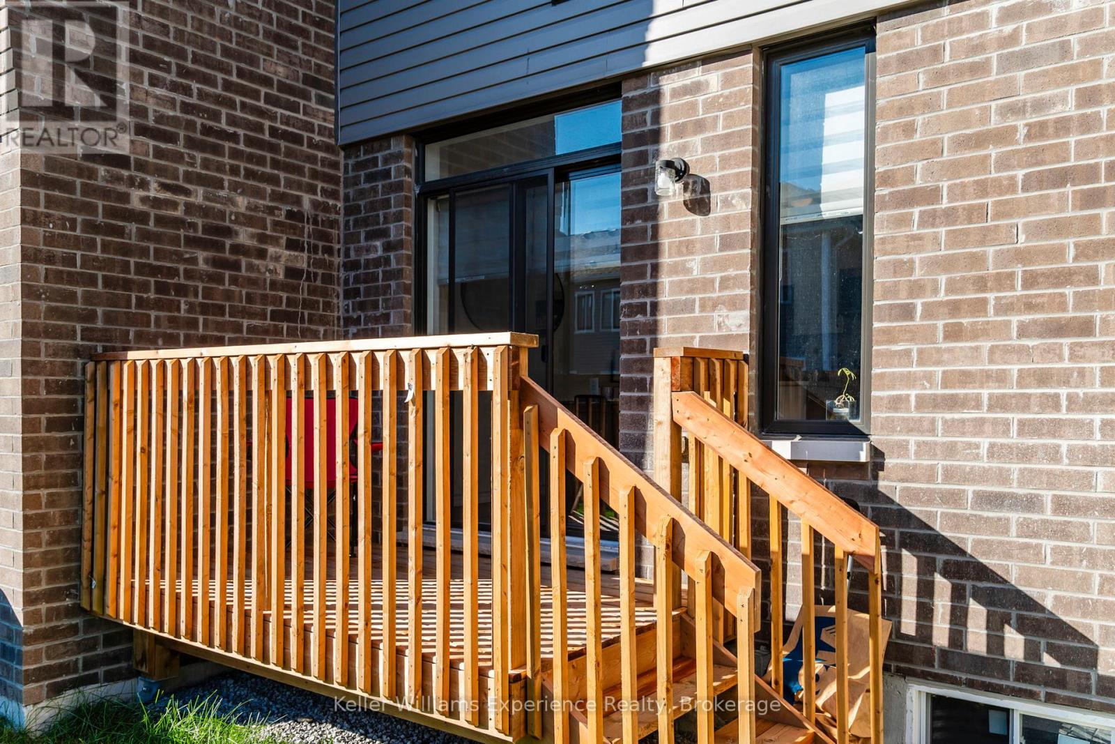 12 Durham Avenue, Barrie, Ontario  L9J 0W7 - Photo 25 - S12756810