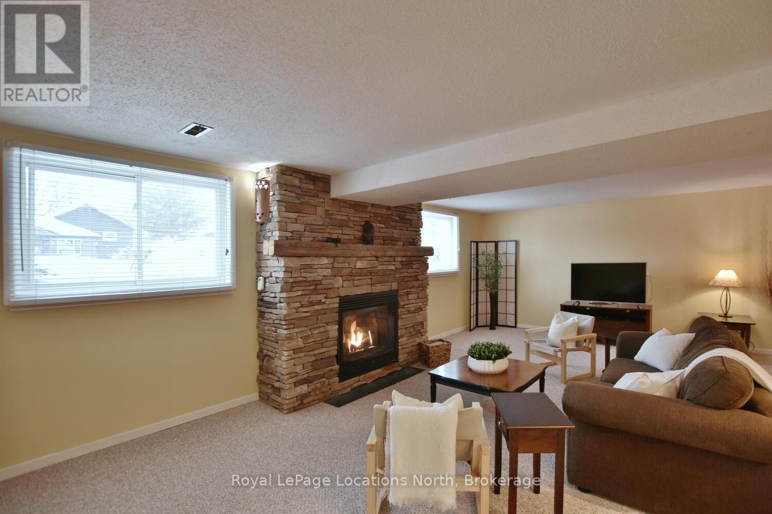 53 Alice Street, Collingwood, Ontario  L9Y 4E9 - Photo 36 - S12756870