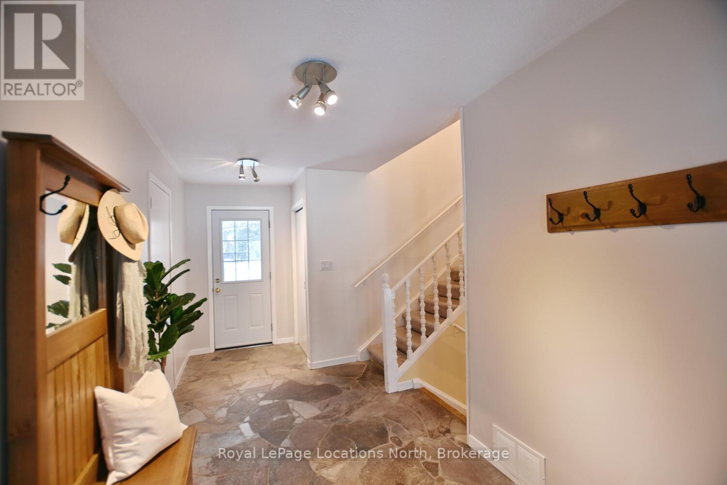 53 Alice Street, Collingwood, Ontario  L9Y 4E9 - Photo 5 - S12756870