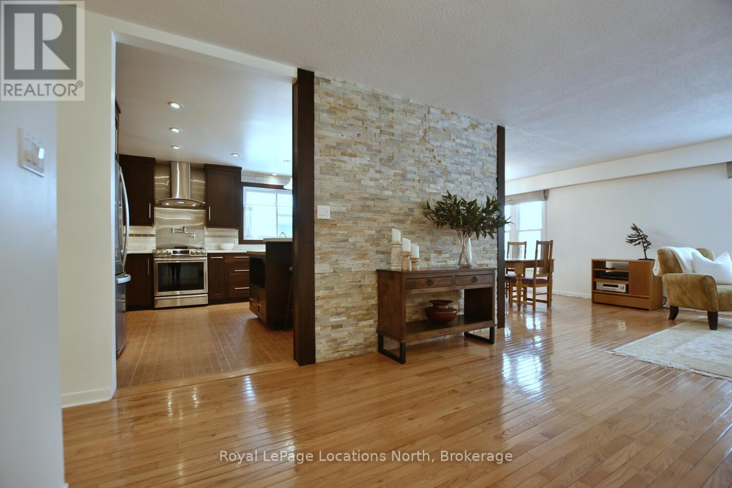 53 Alice Street, Collingwood, Ontario  L9Y 4E9 - Photo 8 - S12756870