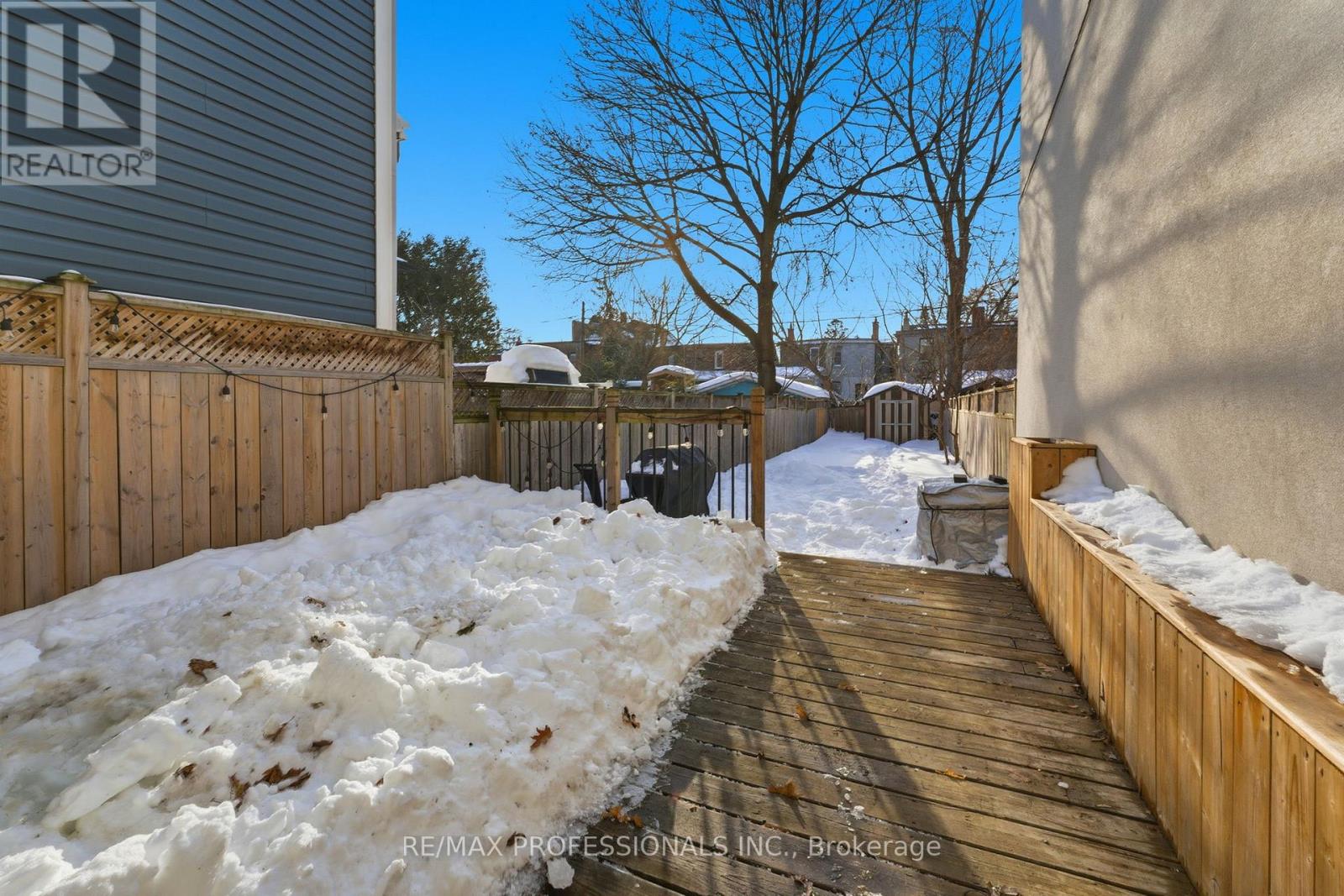 670 Beresford Avenue, Toronto (Runnymede-Bloor West Village), Ontario  M6S 3C5 - Photo 36 - W12756758