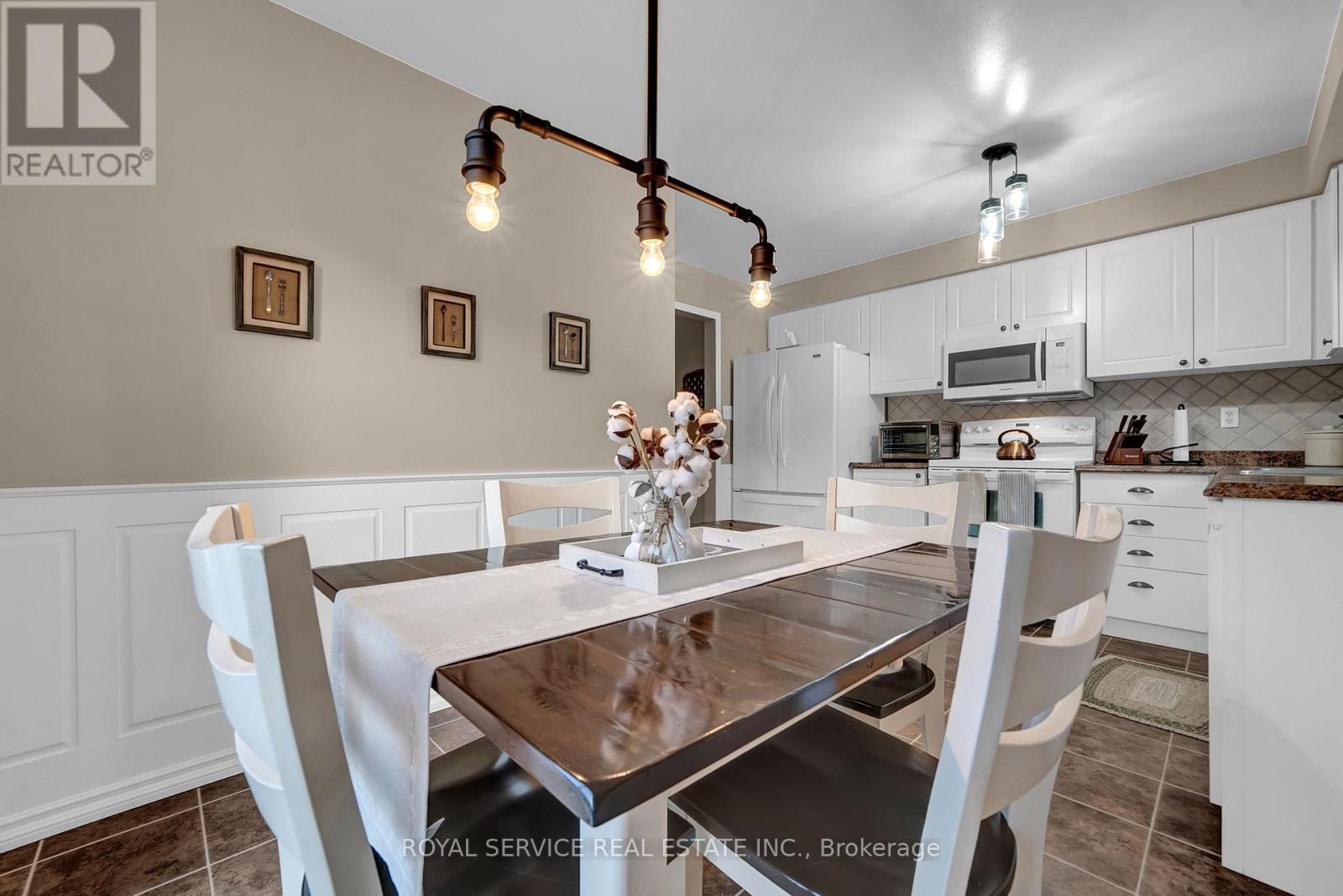 6 Goodwin Avenue, Clarington (Bowmanville), Ontario  L1C 4Z4 - Photo 9 - E12756998