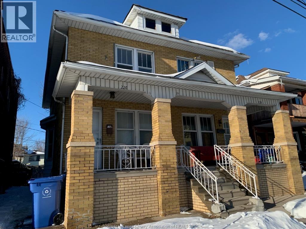 MLS# 26002487: 222 GILES STREET East, Windsor, Canada