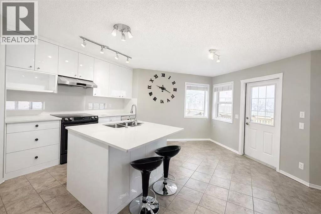 119 Country Hills Heights Nw, Calgary, Alberta  T3K 5C6 - Photo 7 - A2275611