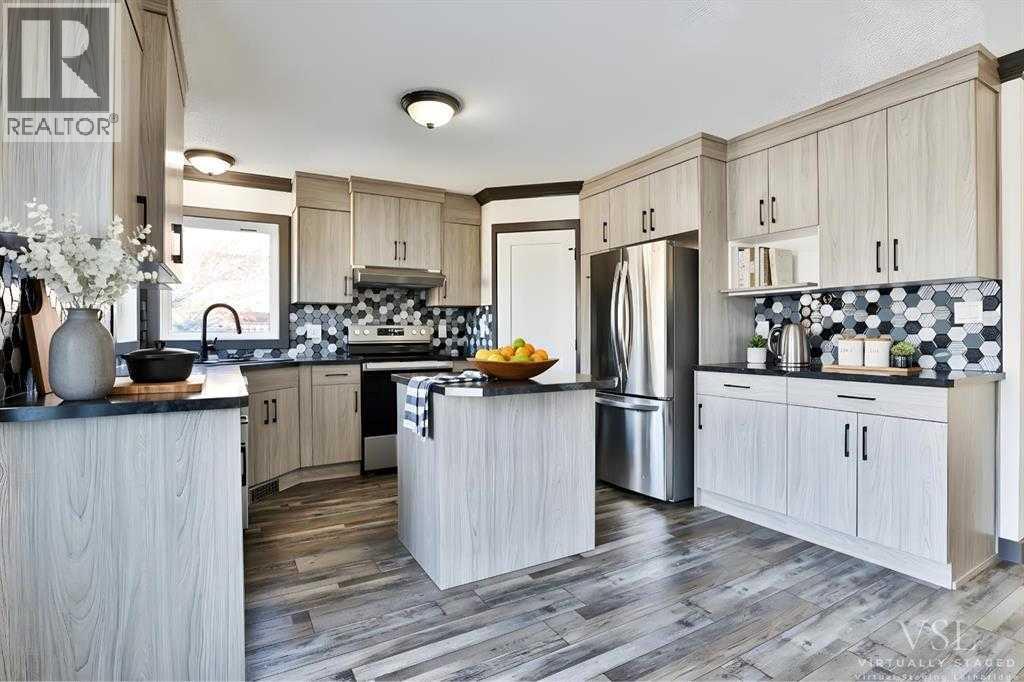 11 Wildwood Crescent W, Lethbridge, Alberta  T1K 6E1 - Photo 10 - A2277495