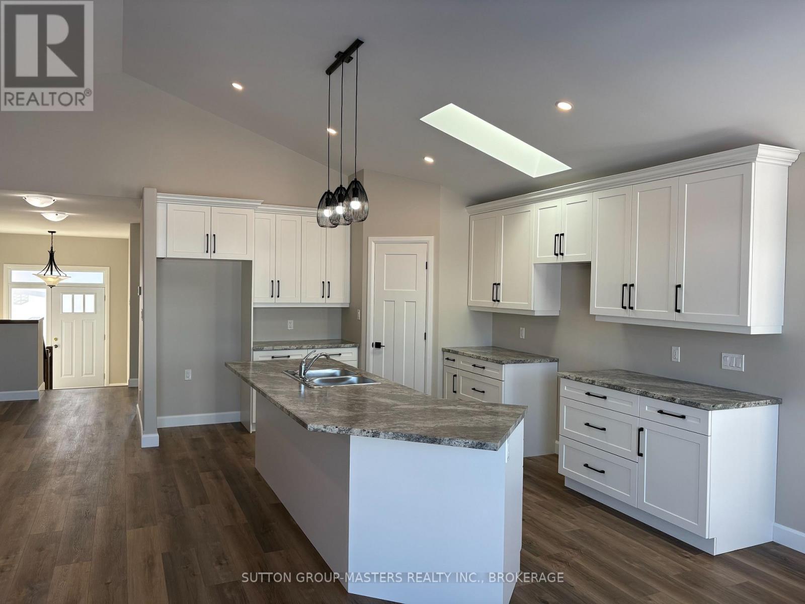 812 Windermere Drive, Kingston (City Northwest), Ontario  K7P 0N5 - Photo 8 - X12756836