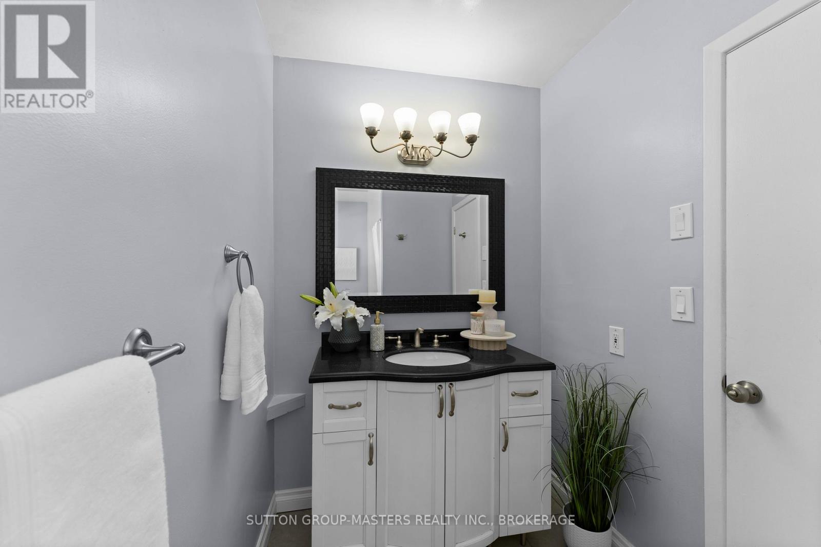 58 Cliff Crescent, Kingston (Central City West), Ontario  K7M 1A8 - Photo 25 - X12756842