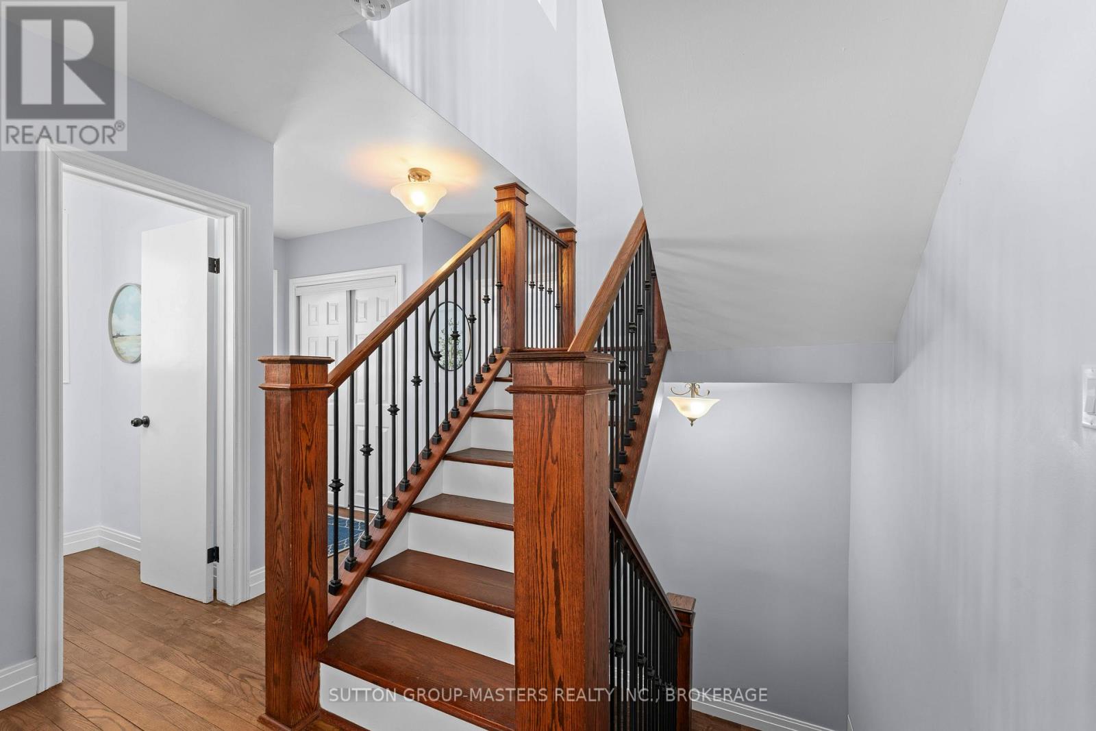 58 Cliff Crescent, Kingston (Central City West), Ontario  K7M 1A8 - Photo 3 - X12756842