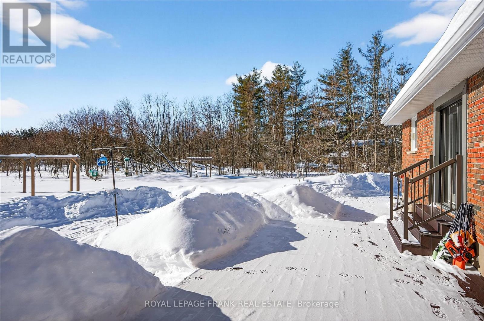 419 South Beach Road, Douro-Dummer, Ontario  K0L 2H0 - Photo 31 - X12757096