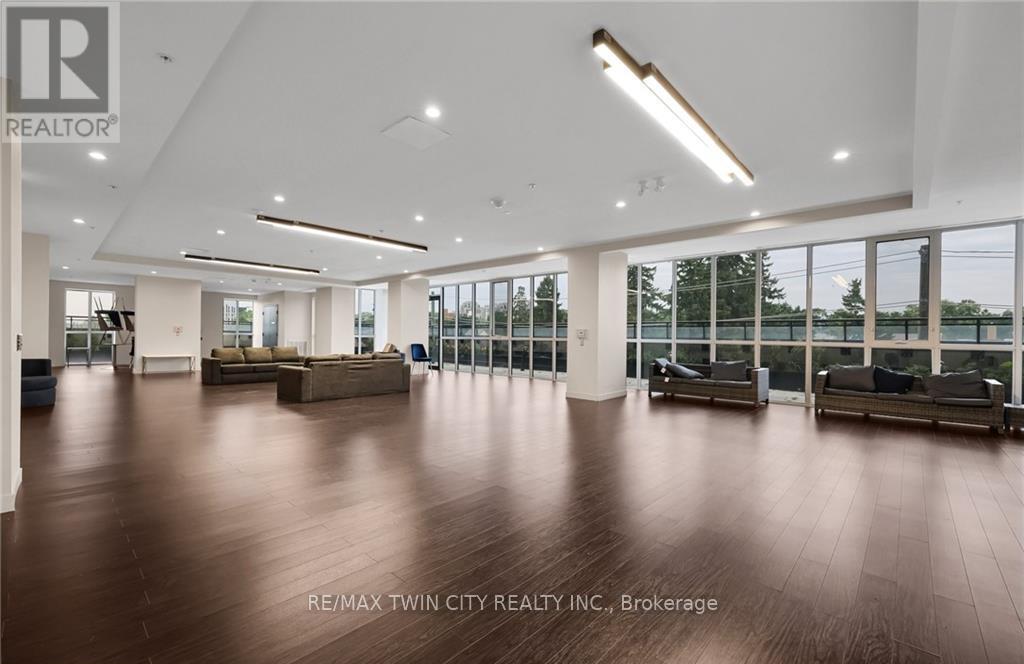 807 - 128 King Street, Waterloo, Ontario  N2J 0E9 - Photo 4 - X12754444