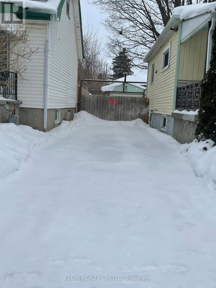 1626 Churchill Avenue, London East, Ontario  N5W 2K9 - Photo 3 - X12756938