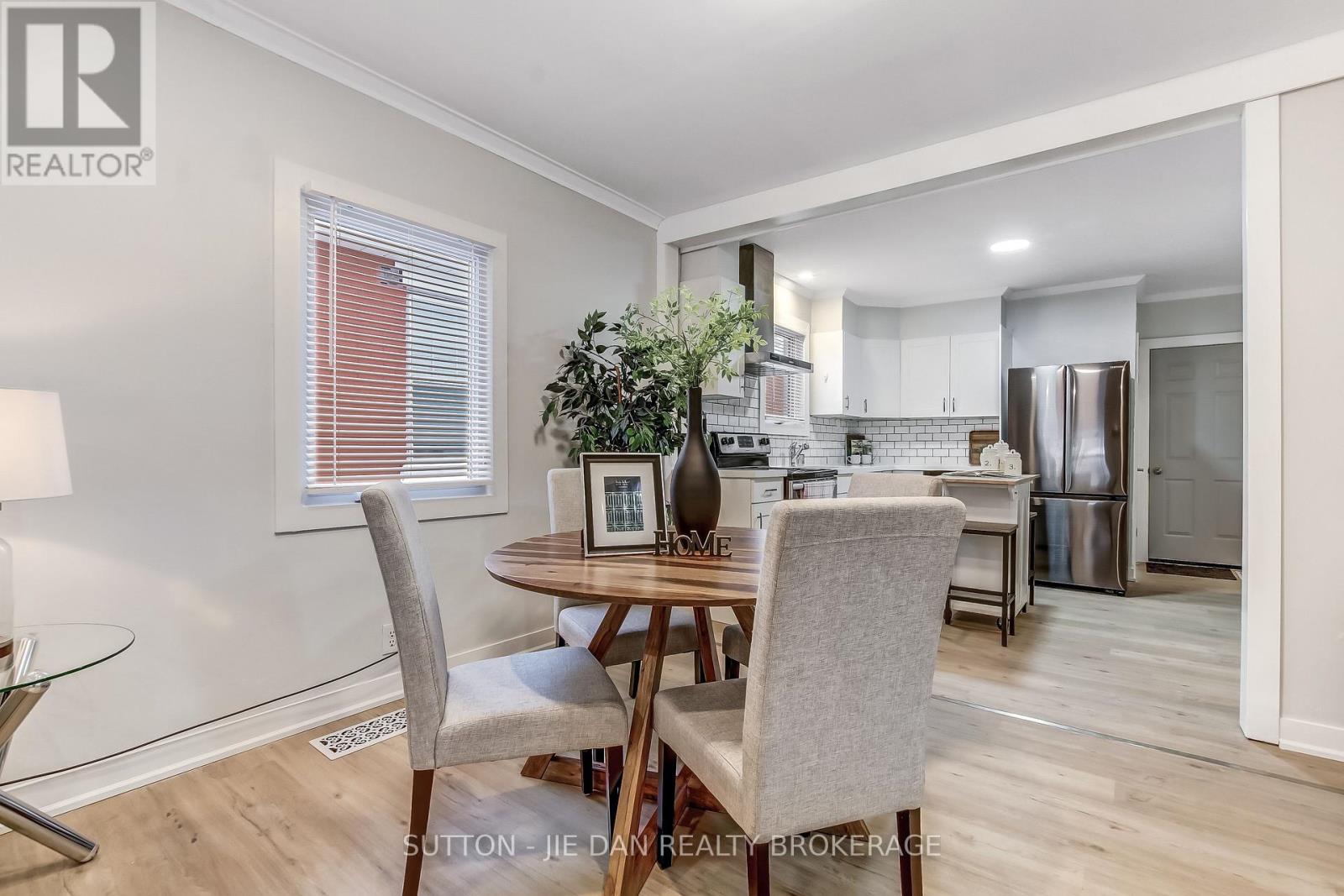 30 Hyla Street, London East (East M), Ontario  N5Z 2K9 - Photo 6 - X12757042