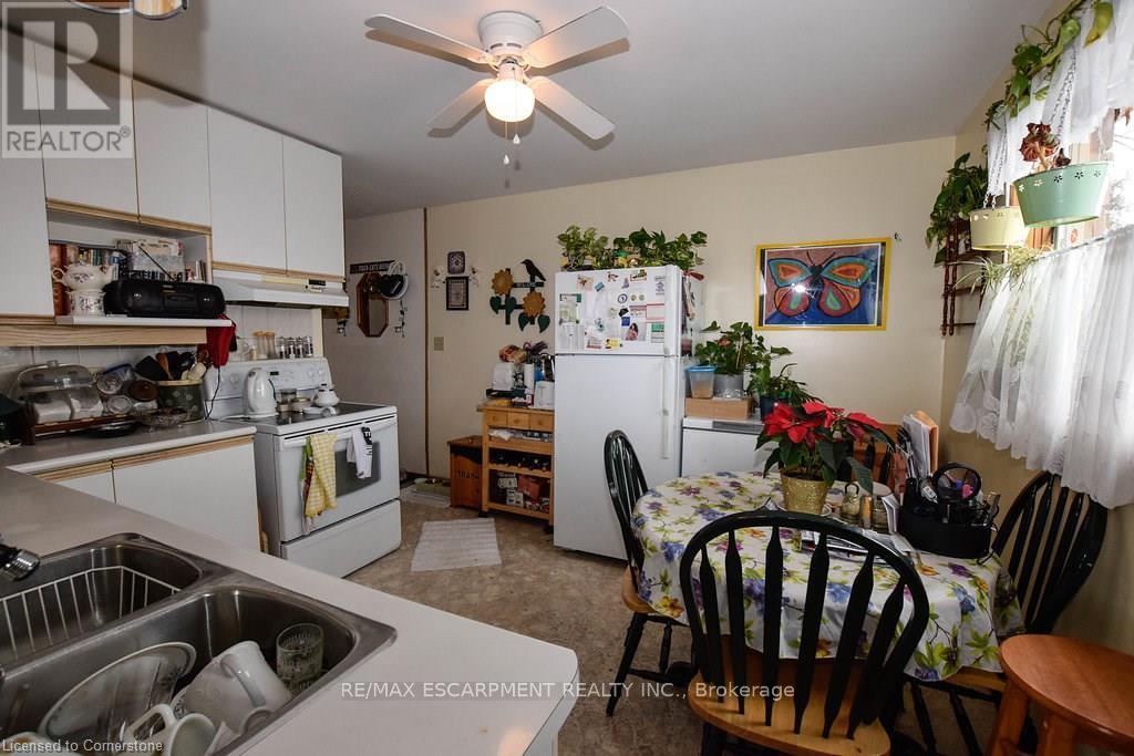 120 Parkdale Avenue N, Hamilton (Normanhurst), Ontario  L8H 5W9 - Photo 34 - X12294559