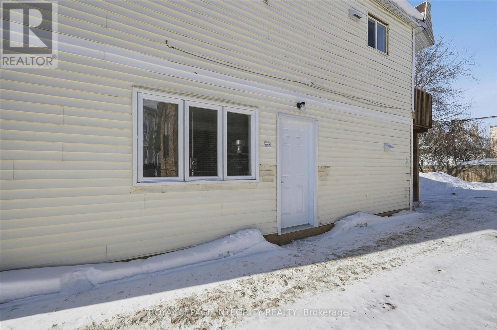 207 Ethel Street, Ottawa, Ontario  K1L 5X1 - Photo 2 - X12756824