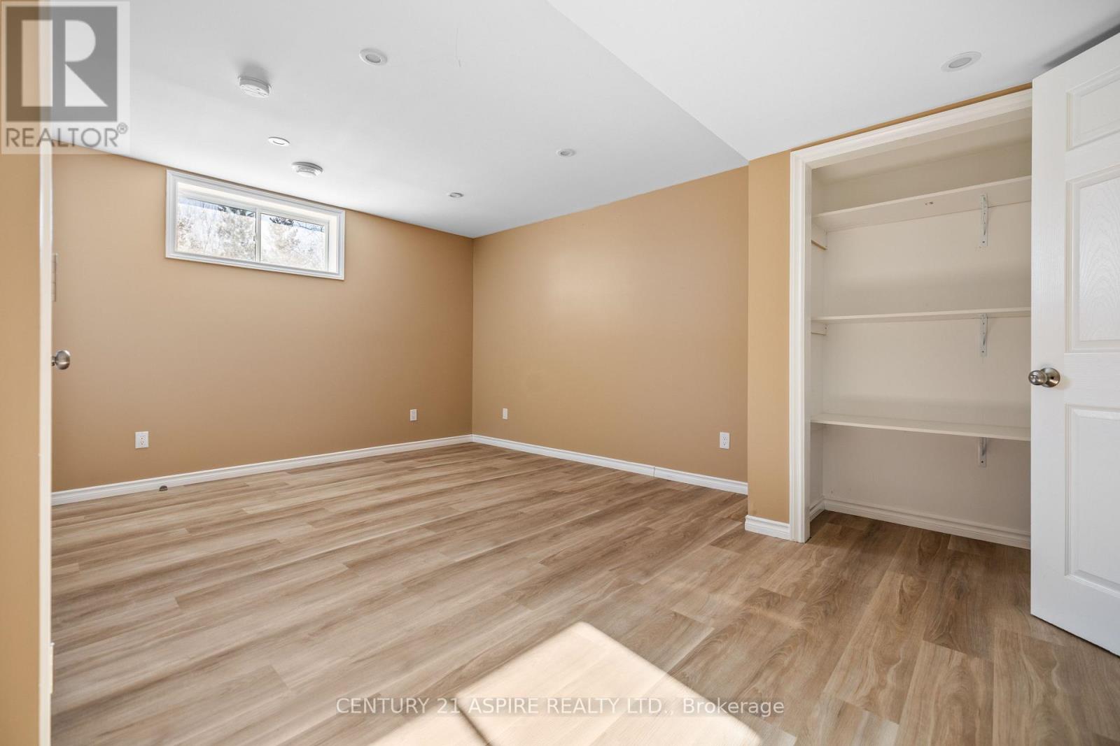 84 Sandy Beach Road, Laurentian Valley, Ontario  K8A 6W8 - Photo 18 - X12756866