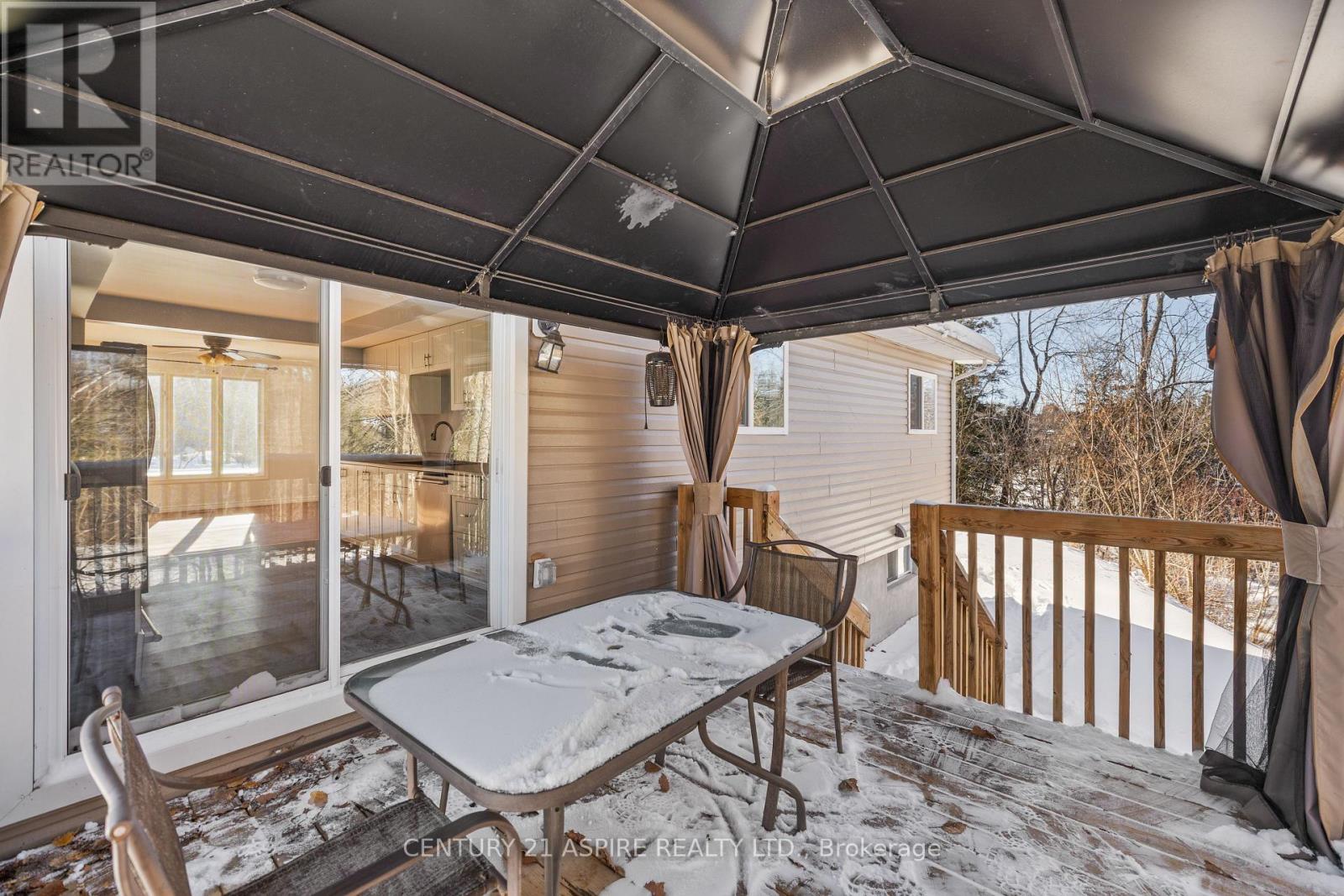 84 Sandy Beach Road, Laurentian Valley, Ontario  K8A 6W8 - Photo 31 - X12756866