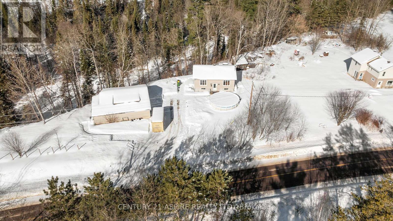 84 Sandy Beach Road, Laurentian Valley, Ontario  K8A 6W8 - Photo 36 - X12756866