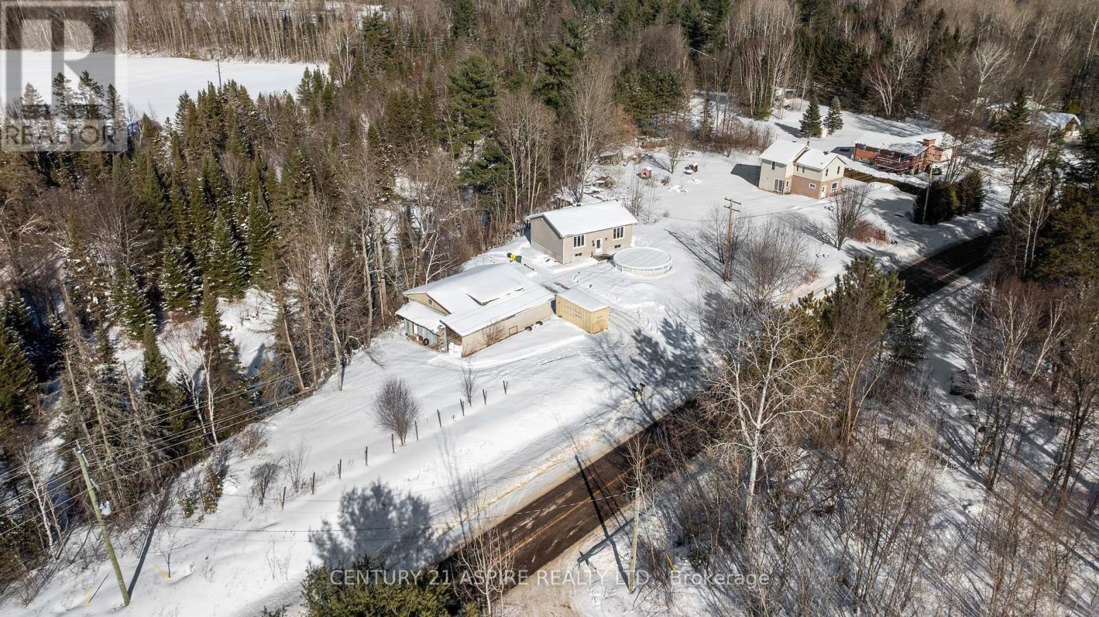 84 Sandy Beach Road, Laurentian Valley, Ontario  K8A 6W8 - Photo 37 - X12756866
