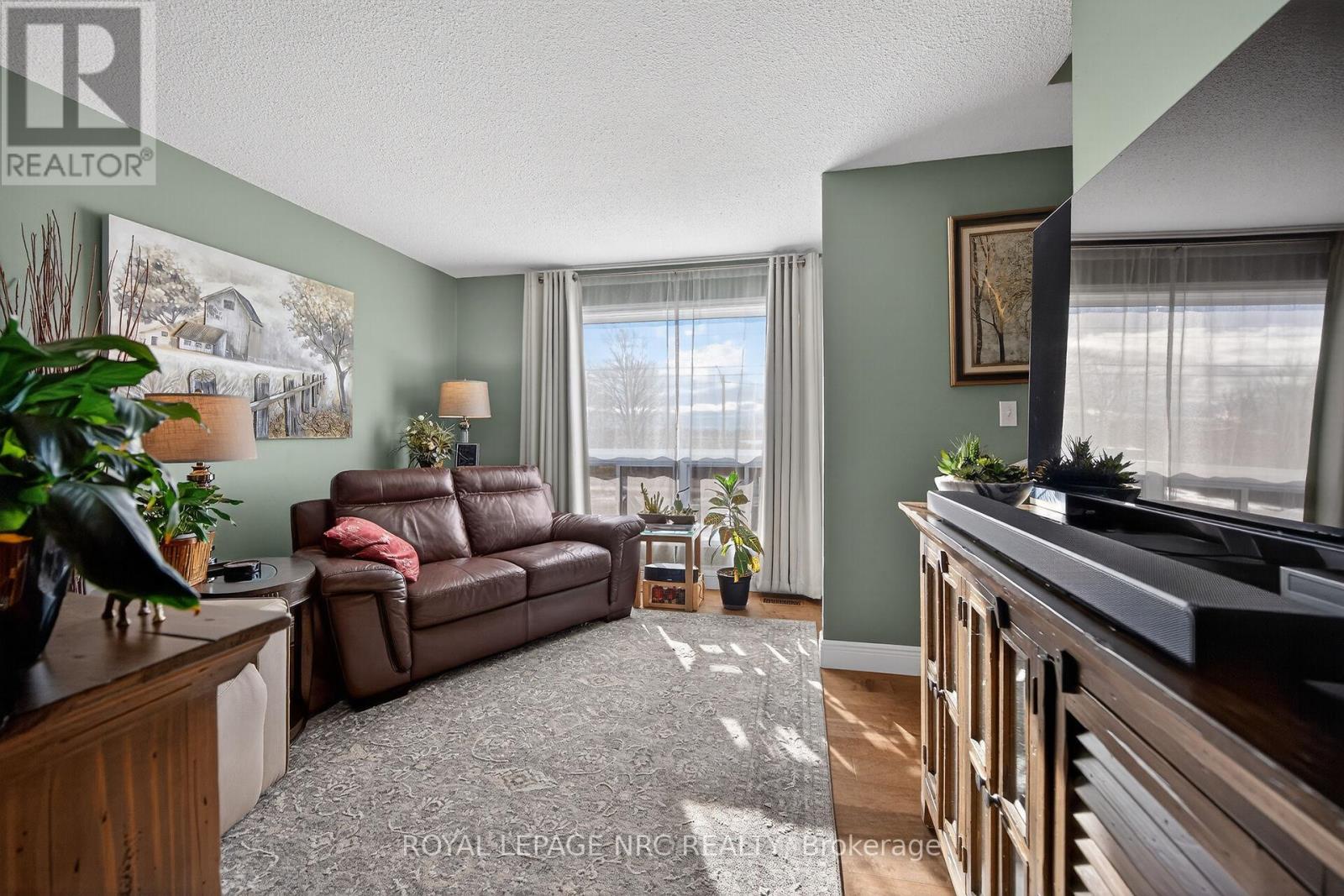 527 Main Street E, Haldimand, Ontario  N1A 2Y5 - Photo 8 - X12754674