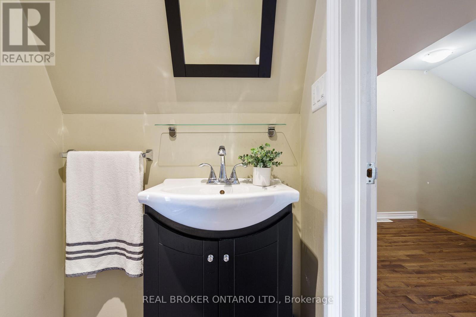 232 Wellington Street N, Hamilton (Beasley), Ontario  L8L 5A8 - Photo 24 - X12665622